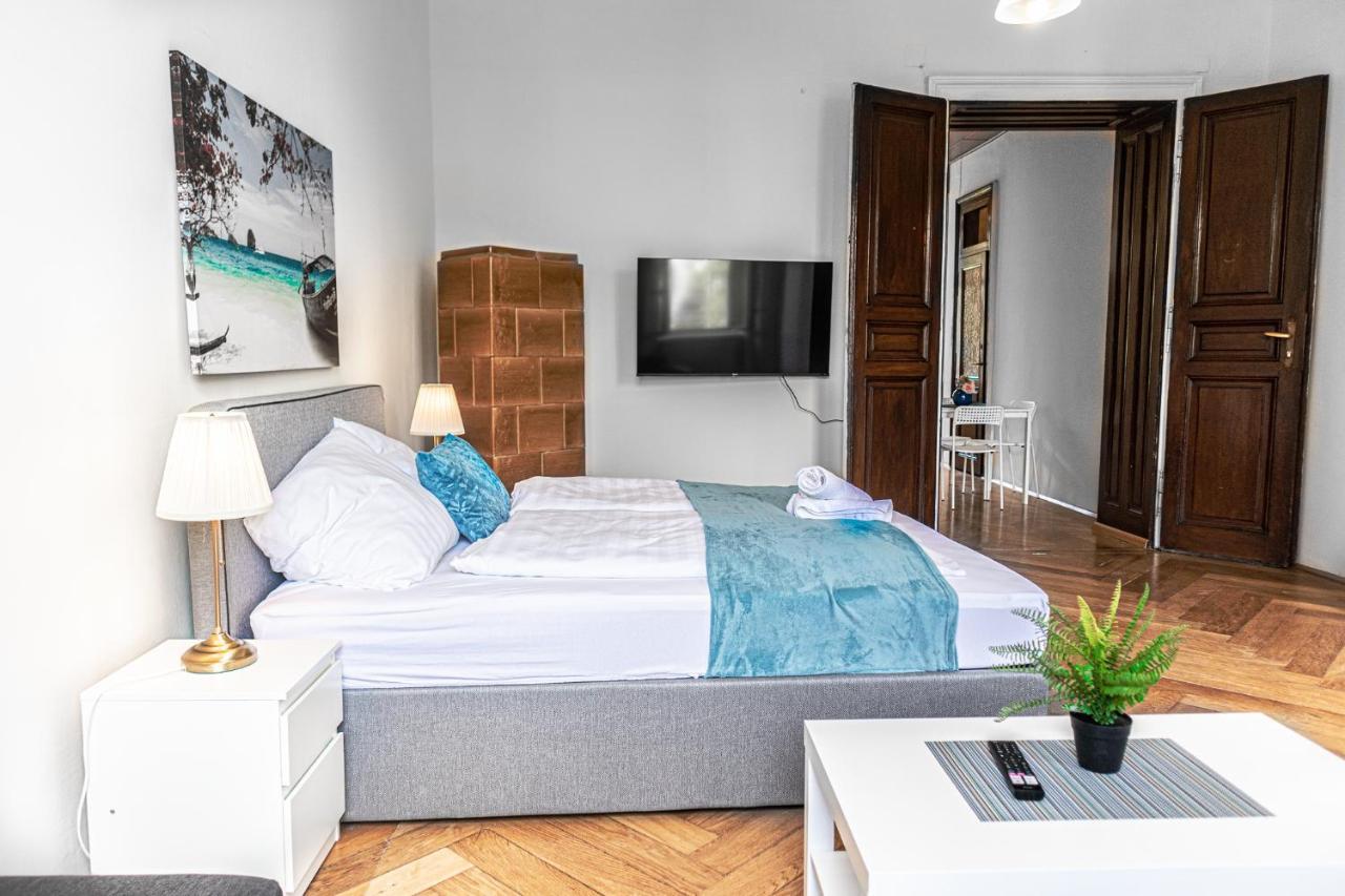 Brilliant 2Br Apt. Near Akh-Hospital Appartement Wenen Buitenkant foto