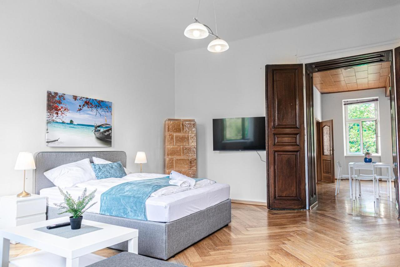 Brilliant 2Br Apt. Near Akh-Hospital Appartement Wenen Buitenkant foto