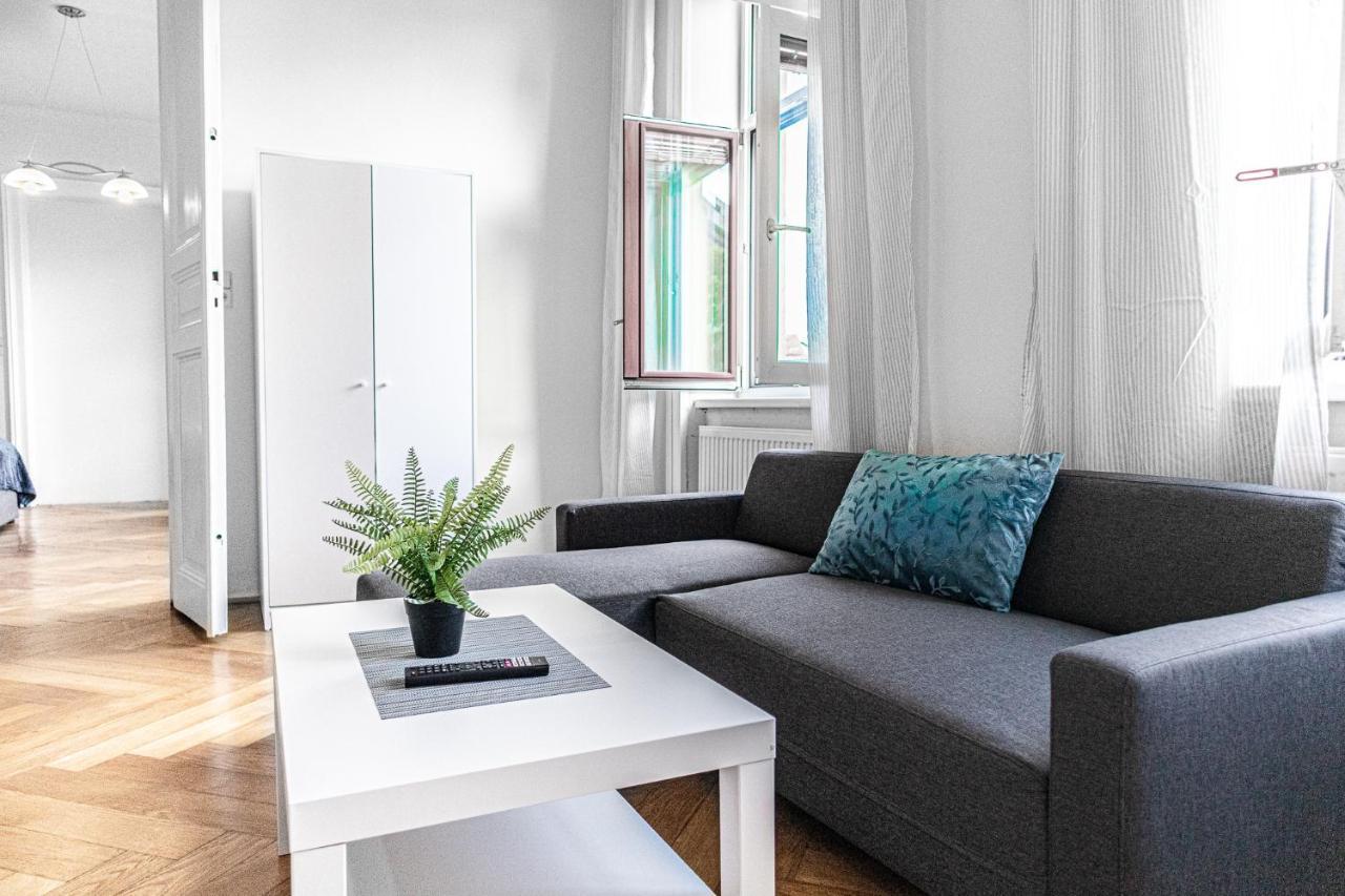 Brilliant 2Br Apt. Near Akh-Hospital Appartement Wenen Buitenkant foto